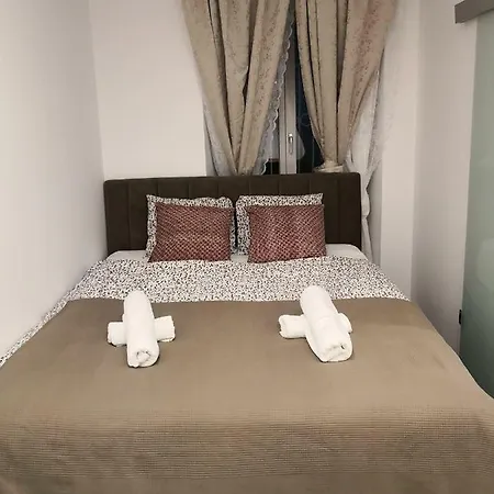 A&m Deluxe Zagreb